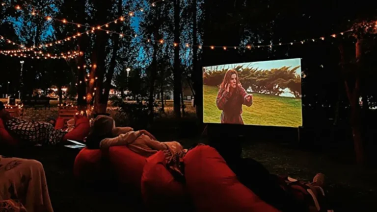 Cinema open-air